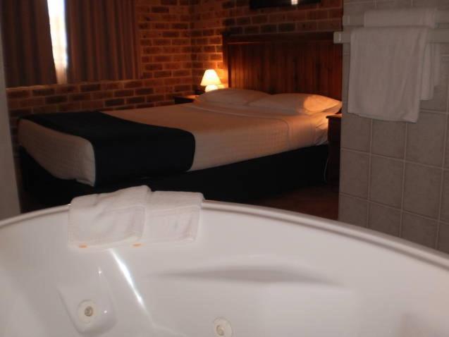 Lake Haven Motor Inn Gorokan Rom bilde