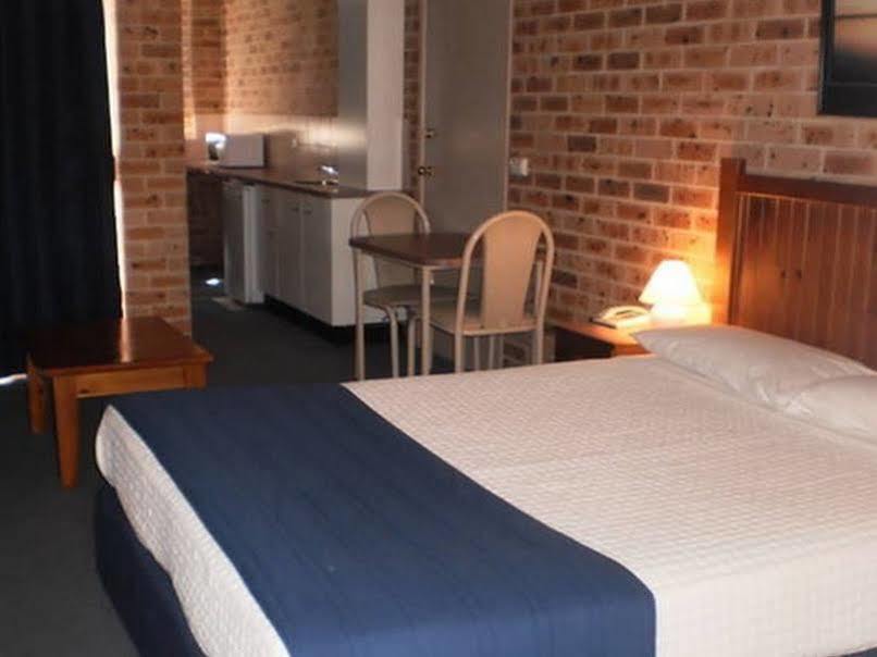 Lake Haven Motor Inn Gorokan Eksteriør bilde