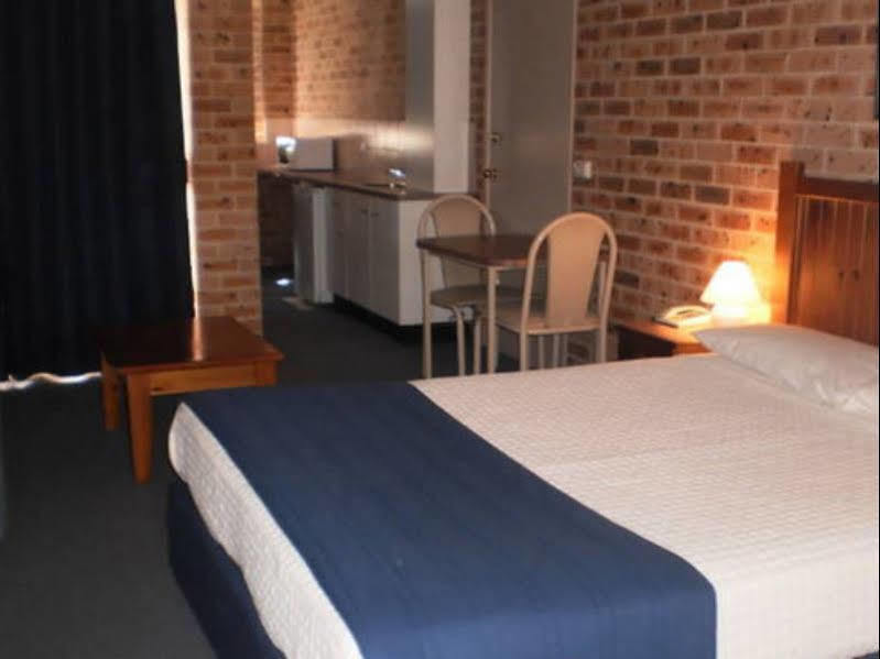 Lake Haven Motor Inn Gorokan Eksteriør bilde